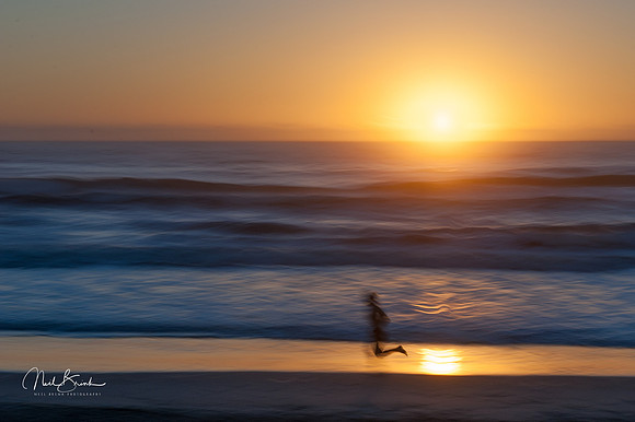 Sunrise runner - South Golden Beach